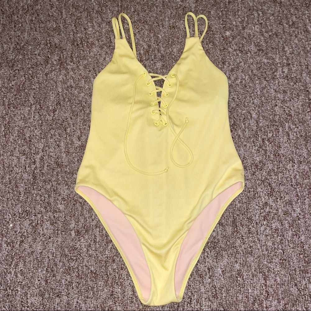 La Hearts Yellow Lace-Up One Piece Swimsuit